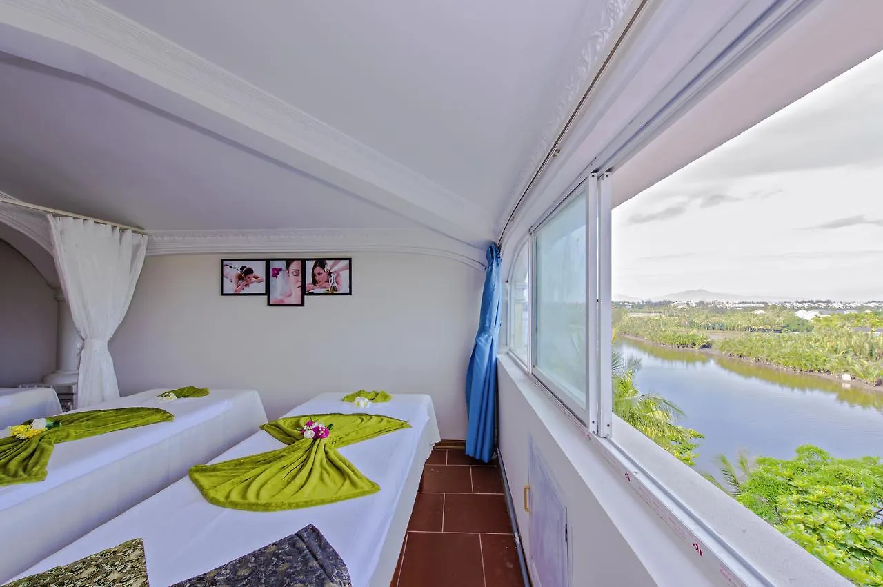Lu Na Diamond Riverside Hotel 会安